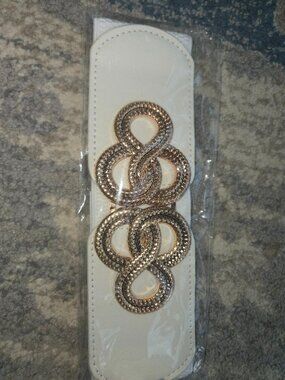 NEW Elastic Waist Belts Set (3) – Black, Tan & White – Gold Buckle